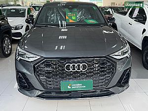 AUDI Q3 Performance Black Plus 2.0 TFSI Tiptronic Quattro