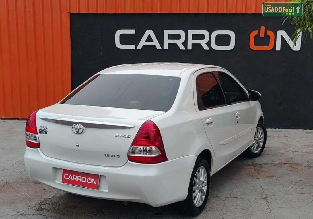 Toyota Etios Sedan XLS 1.5 Mecânico Flex 2015/2016 — foto 4 de 13