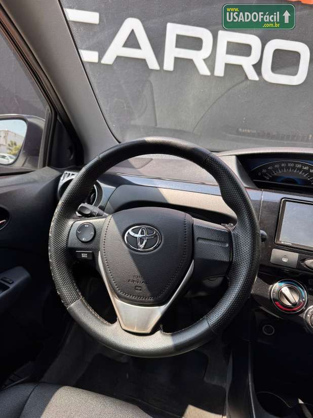Toyota Etios Sedan XLS 1.5 Mecânico Flex 2015/2016 — foto 9 de 13
