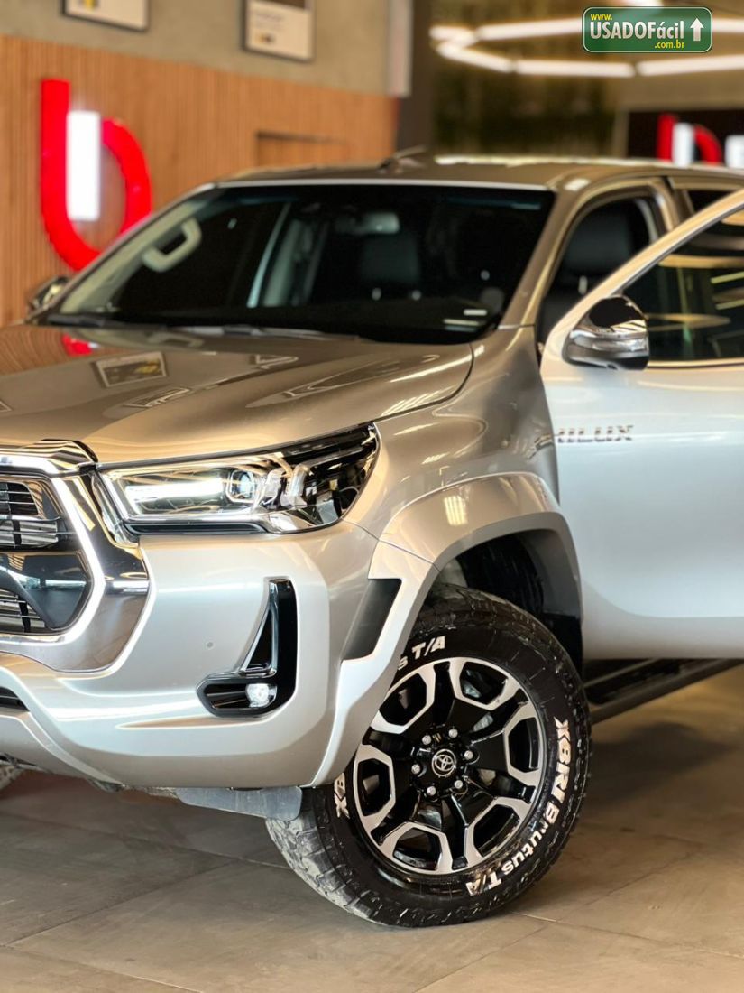 Toyota Hilux SRX CD 2.8 4x4 TDI Automático Diesel 2024/2024 — foto 10 de 19