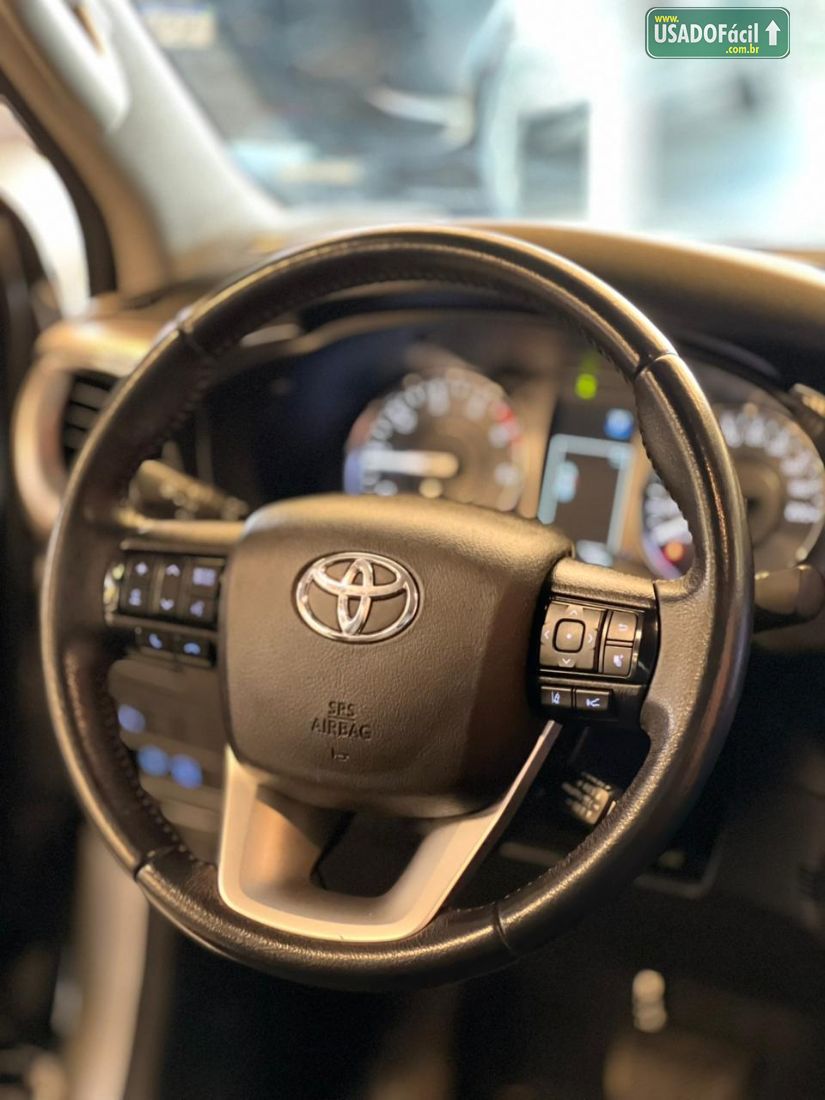 Toyota Hilux SRX CD 2.8 4x4 TDI Automático Diesel 2024/2024 — foto 15 de 19