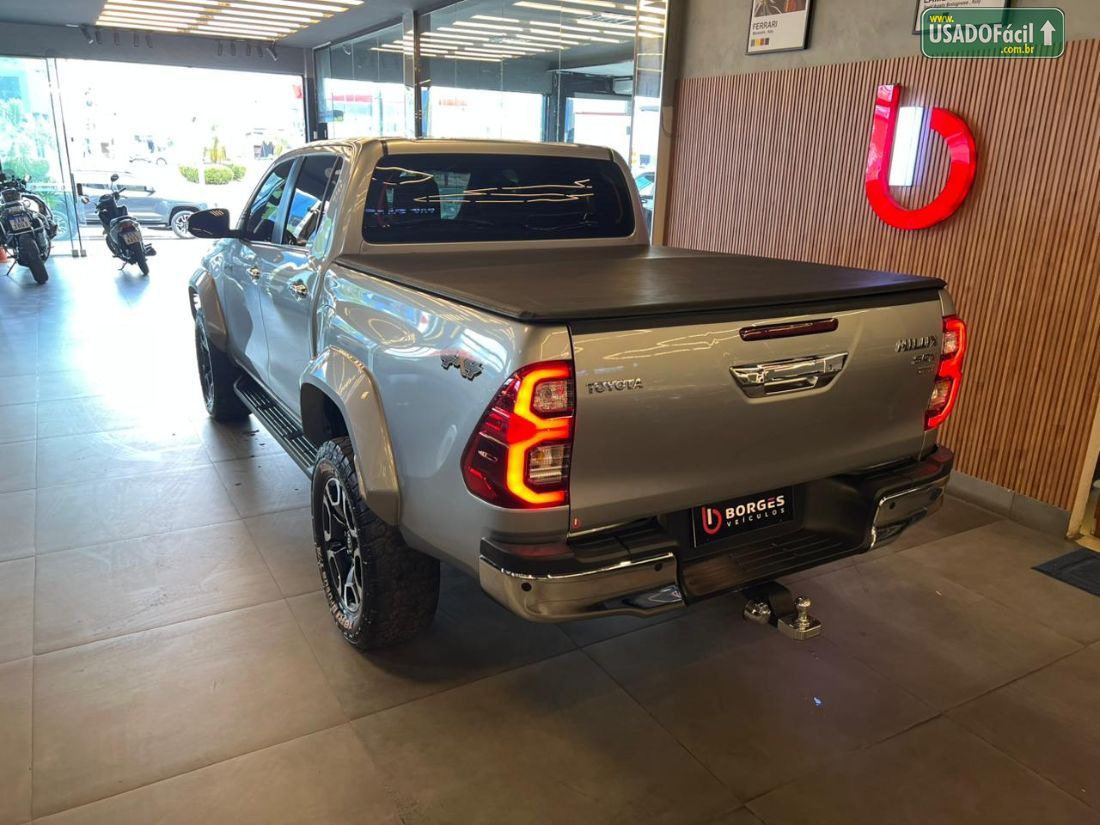 Toyota Hilux SRX CD 2.8 4x4 TDI Automático Diesel 2024/2024 — foto 5 de 19