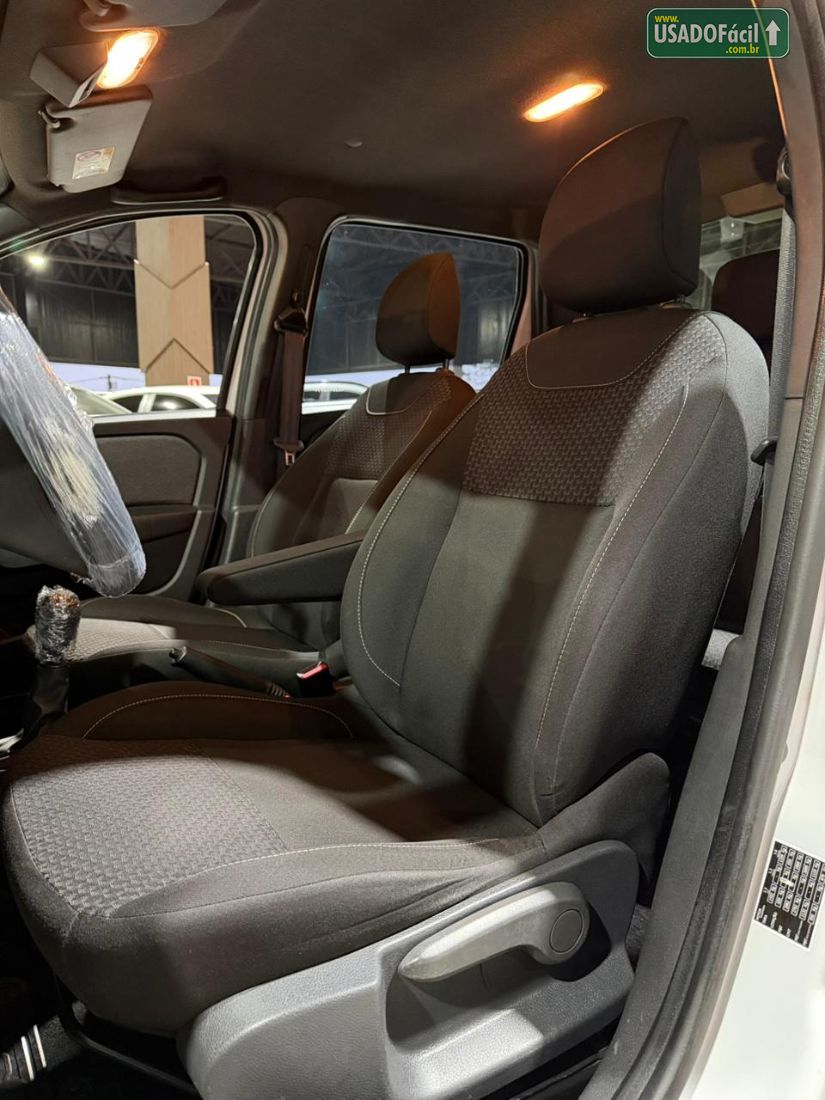 RENAULT Duster Oroch Intense 1.6 16V Mecânico Flex 2023/2024 — foto 6 de 15