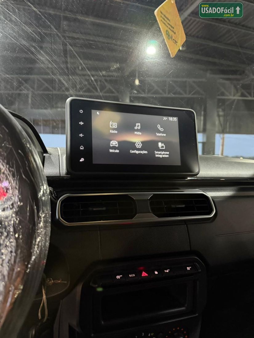 RENAULT Duster Oroch Intense 1.6 16V Mecânico Flex 2023/2024 — foto 9 de 15