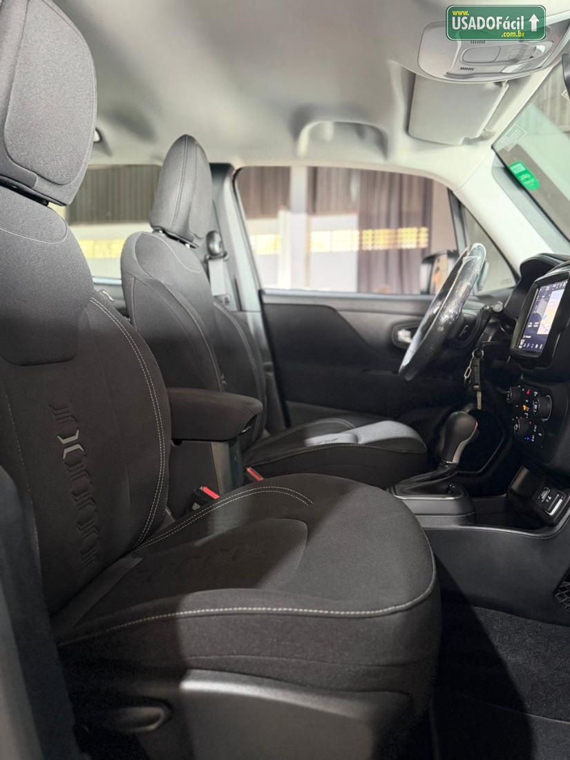 Jeep Renegade Altitude T270 1.3 Turbo Automático Flex 2025/2026 — foto 9 de 16