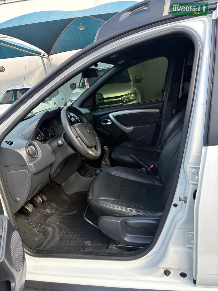 Renault Duster Expression 1.6 Mecânico Hi-Flex 2018/2019 — foto 5 de 8