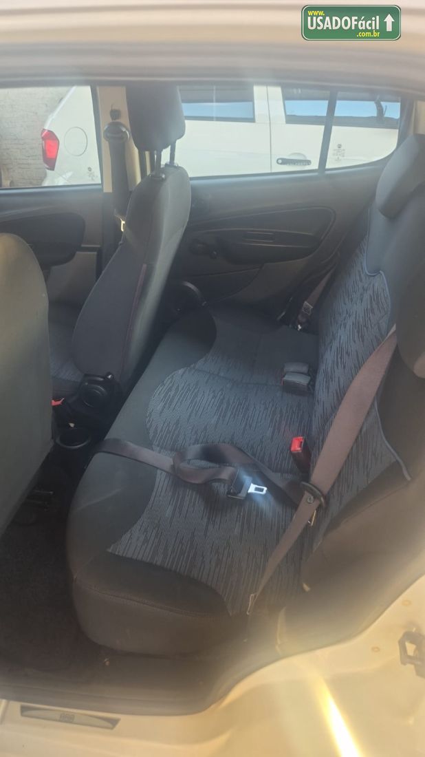 Fiat Uno Drive 1.0 Flex 5P 2017/2018 — foto 7 de 9
