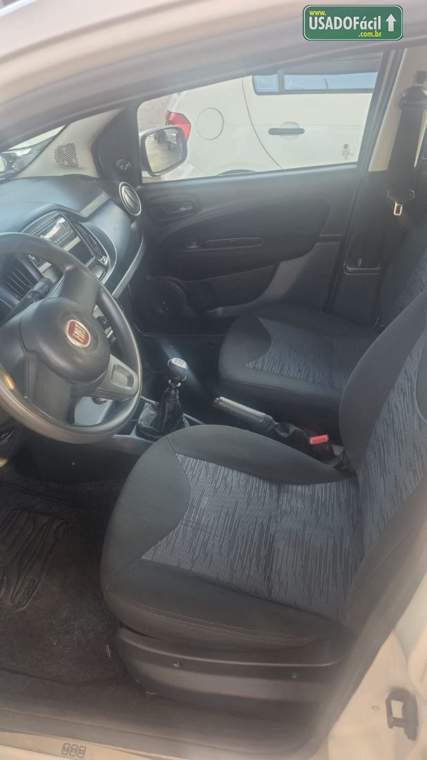 Fiat Uno Drive 1.0 Flex 5P 2017/2018 — foto 8 de 9
