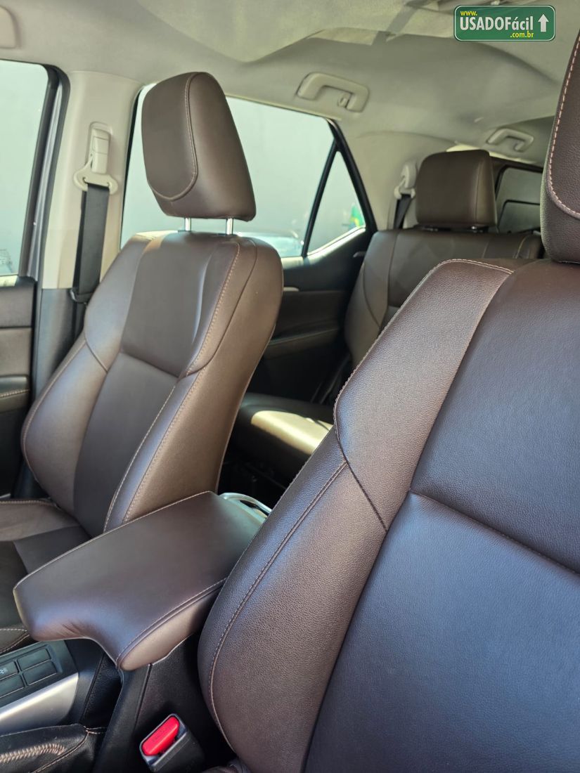 Toyota RAV4 2.5 SX Connect 4x4 Automático Híbrido 2020/2020 — foto 12 de 15