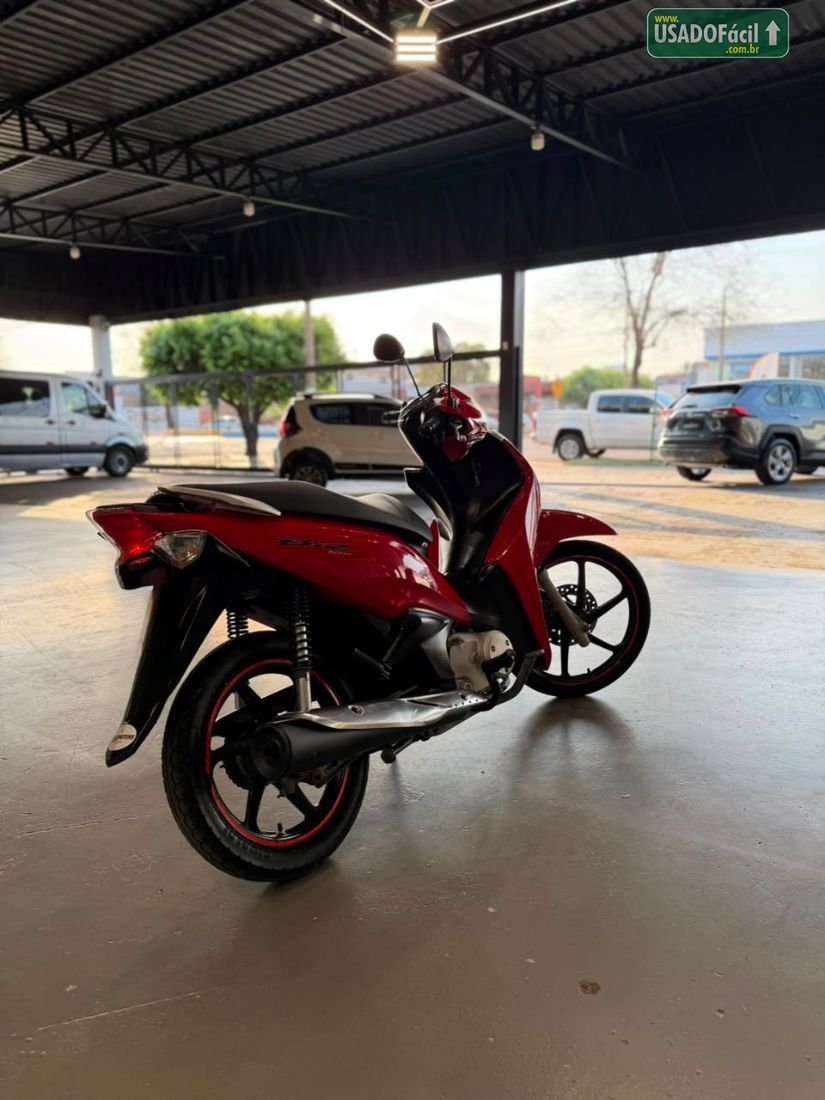 Honda Biz 125 Flex 2017/2018 — foto 4 de 5