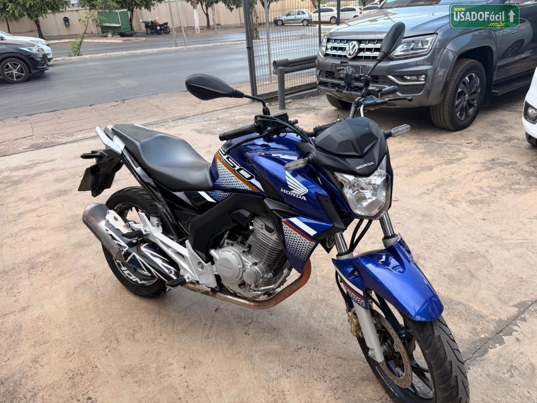 Honda CB 250 Twister 2022/2022 — foto 3 de 5