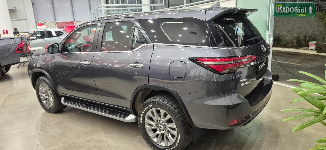 Toyota Hilux SW4 SRX 2.8 4x4 TDI Automático Diesel 2022/2022 — foto 4 de 8