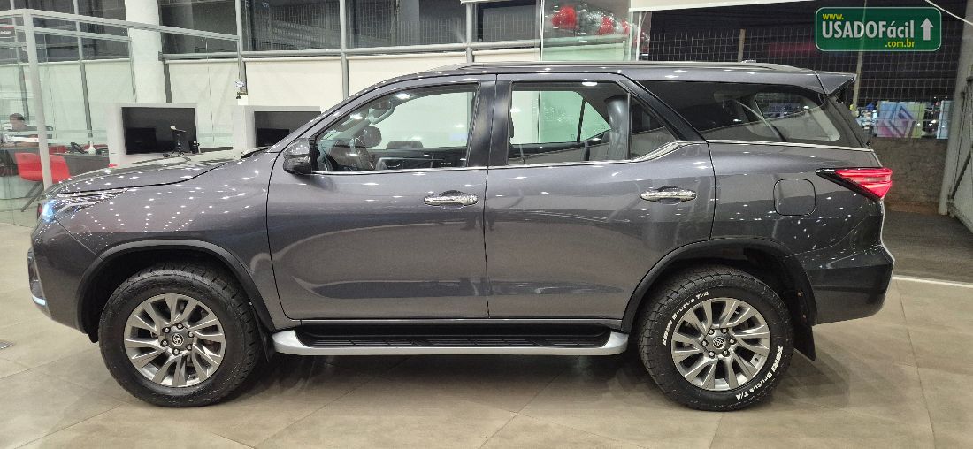 Toyota Hilux SW4 SRX 2.8 4x4 TDI Automático Diesel 2022/2022 — foto 5 de 8