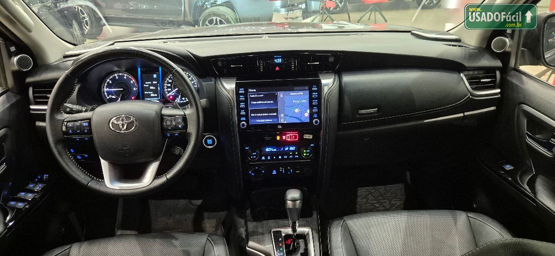 Toyota Hilux SW4 SRX 2.8 4x4 TDI Automático Diesel 2022/2022 — foto 7 de 8