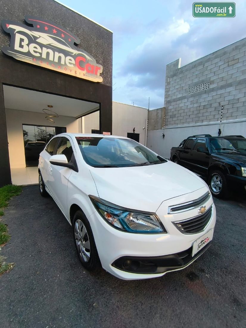 CHEVROLET/GM Onix Hatch LT 1.4 Mecânico Flex 2016/2016 — foto 2 de 14