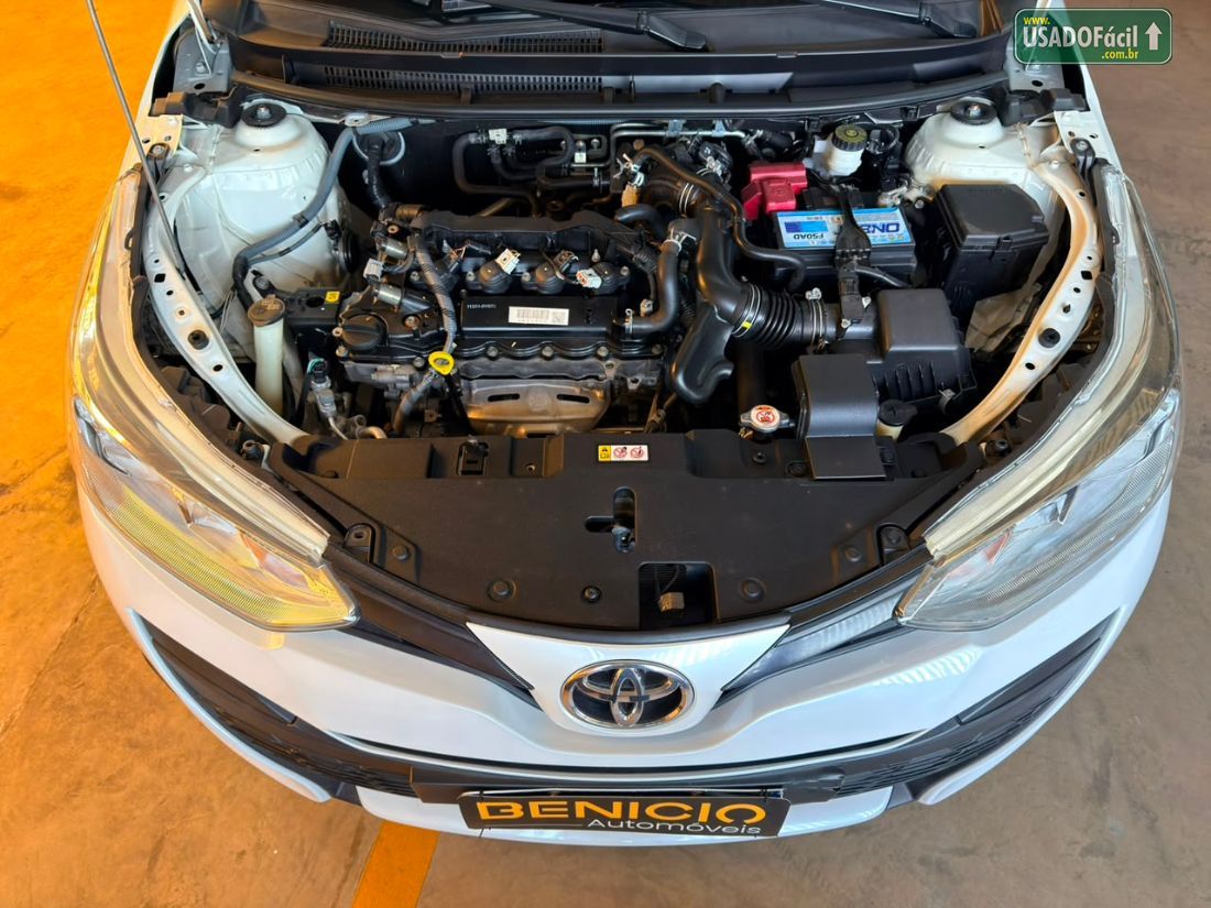 Toyota Yaris Hatch XL Plus Connect 1.5 Automático Flex 2021/2022 — foto 15 de 17