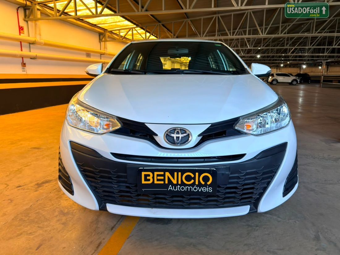 Toyota Yaris Hatch XL Plus Connect 1.5 Automático Flex 2021/2022 — foto 3 de 17