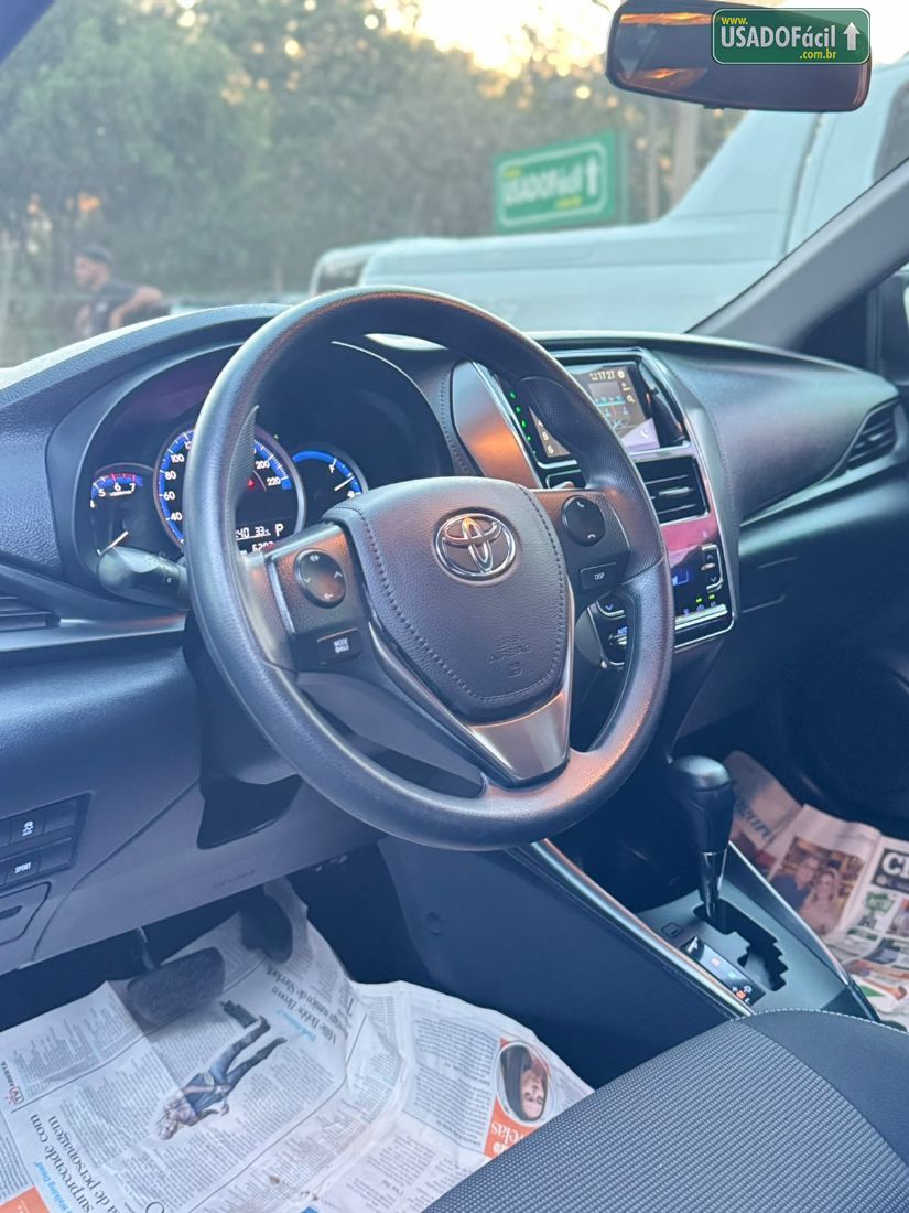 Toyota Yaris Sedan XL 1.5 Automático Flex 2024/2025 — foto 6 de 12