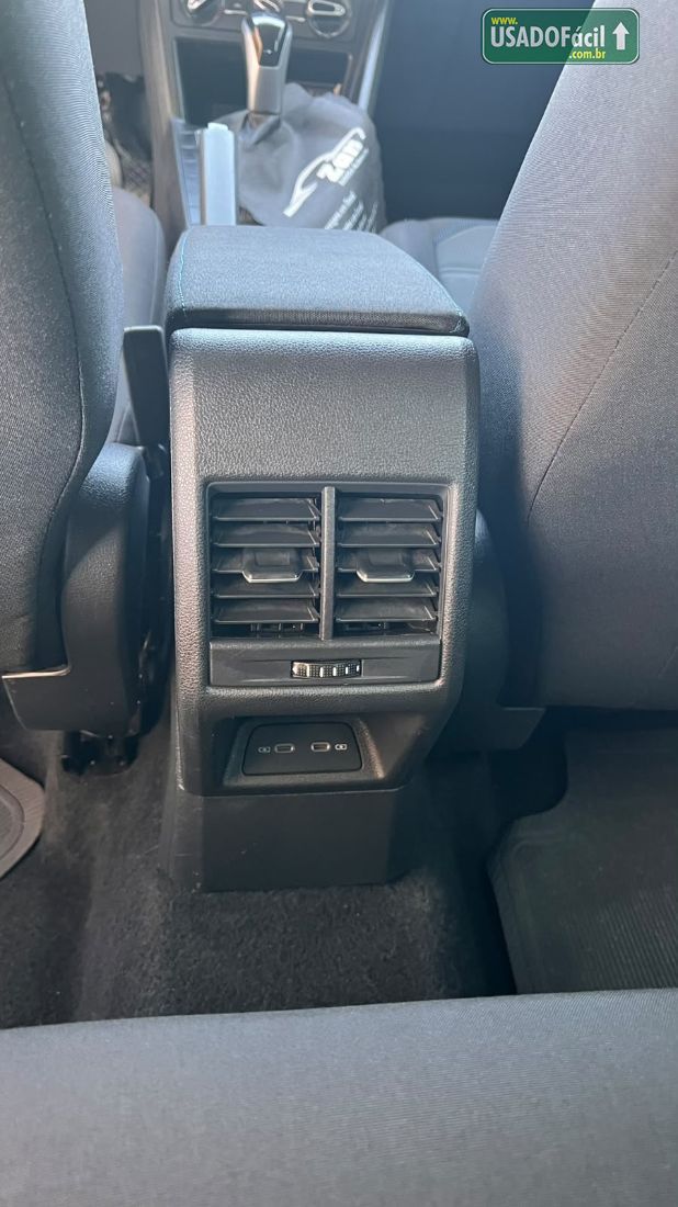 Volkswagen Nivus Comfortline 200 TSI Automático Flex 2023/2024 — foto 9 de 11