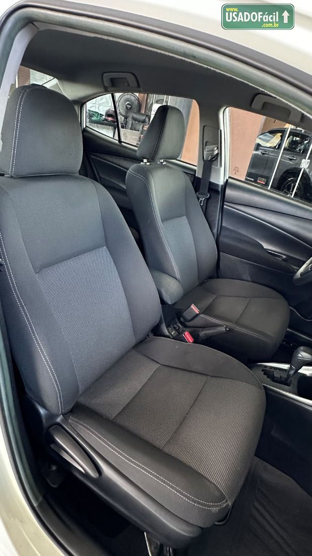 Toyota Yaris Sedan XL 1.5 Automático Flex 2022/2023 — foto 10 de 16