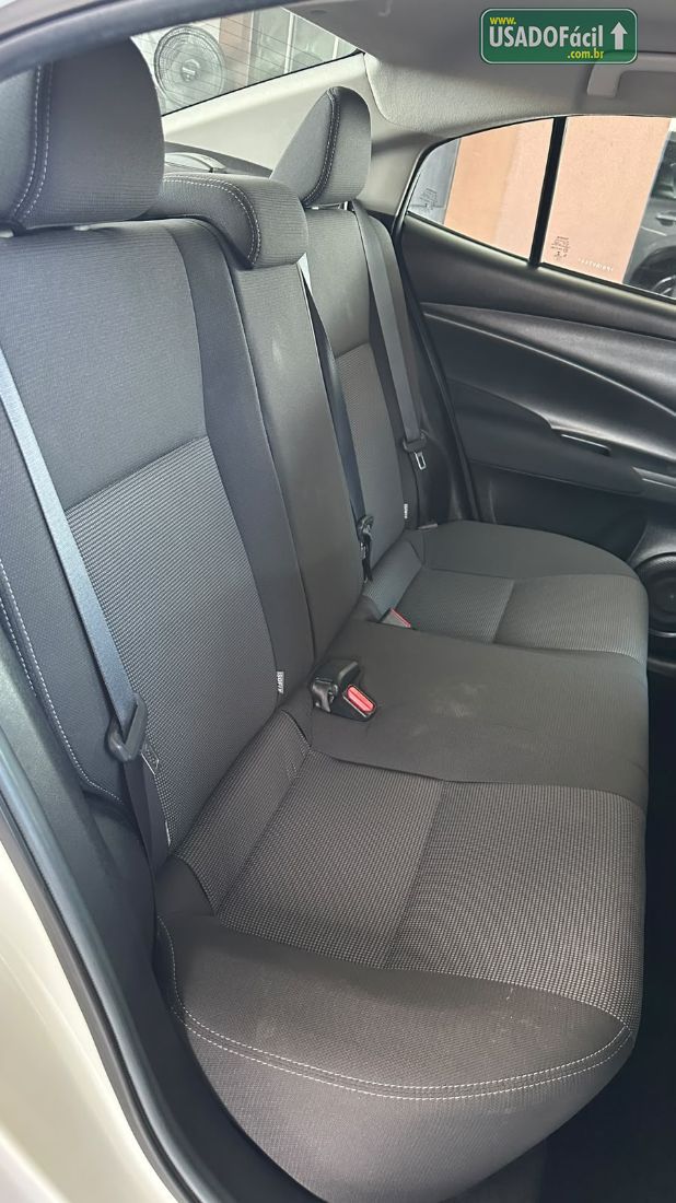 Toyota Yaris Sedan XL 1.5 Automático Flex 2022/2023 — foto 13 de 16