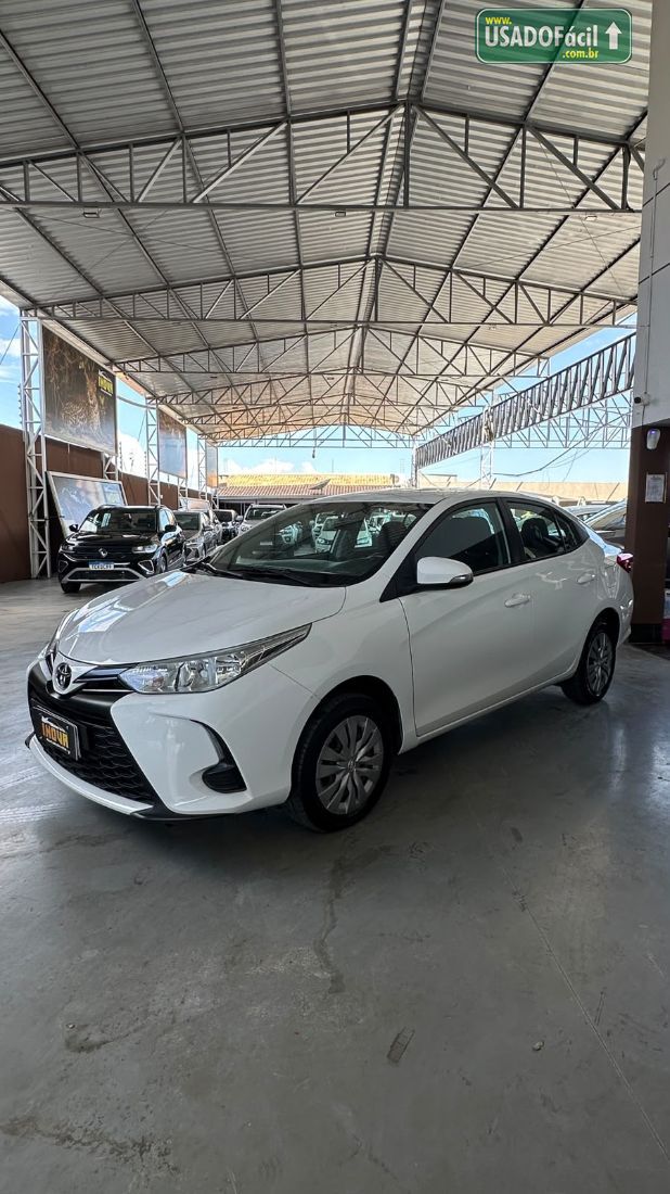 Toyota Yaris Sedan XL 1.5 Automático Flex 2022/2023 — foto 3 de 16