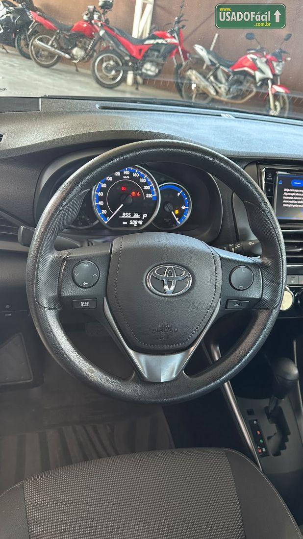 Toyota Yaris Sedan XL 1.5 Automático Flex 2022/2023 — foto 6 de 16