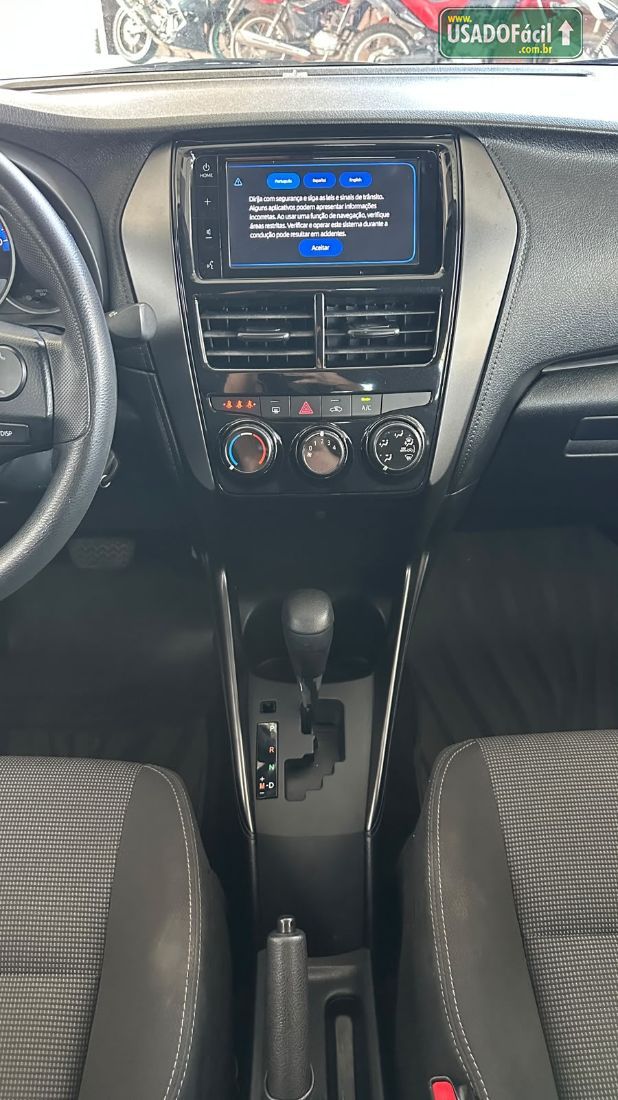 Toyota Yaris Sedan XL 1.5 Automático Flex 2022/2023 — foto 8 de 16