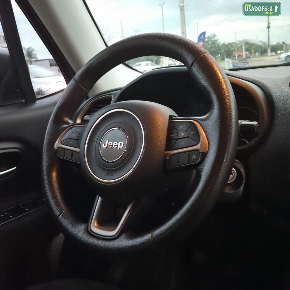Jeep Renegade Sport 1.8 4x2 Mecânico Flex 2018/2018 — foto 10 de 16