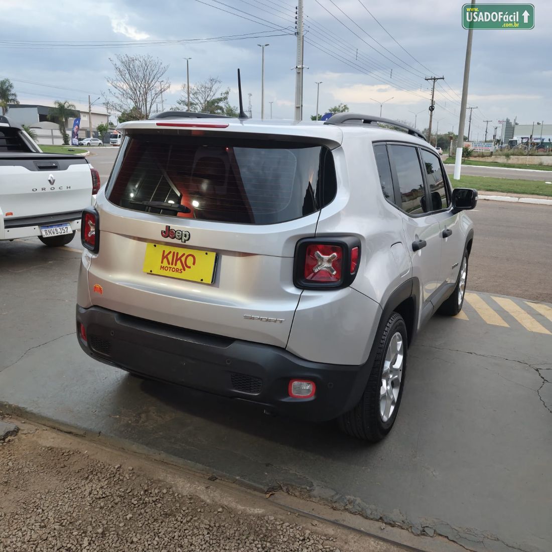 Jeep Renegade Sport 1.8 4x2 Mecânico Flex 2018/2018 — foto 4 de 16