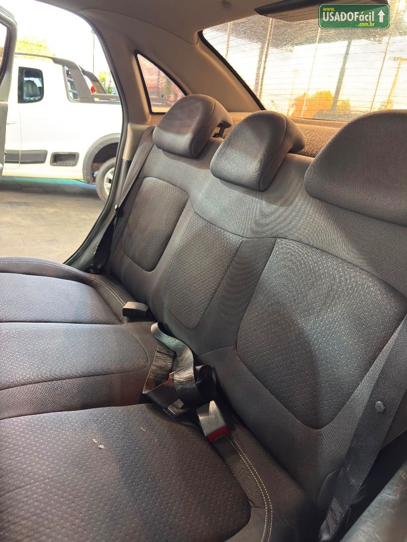 Fiat Grand Siena Attractive 1.0 Flex 2017/2018 — foto 2 de 12