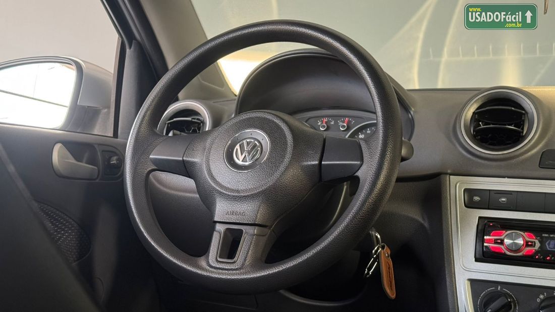 Volkswagen Gol Trendline 1.6 4P Total Flex 2015/2016 — foto 8 de 15