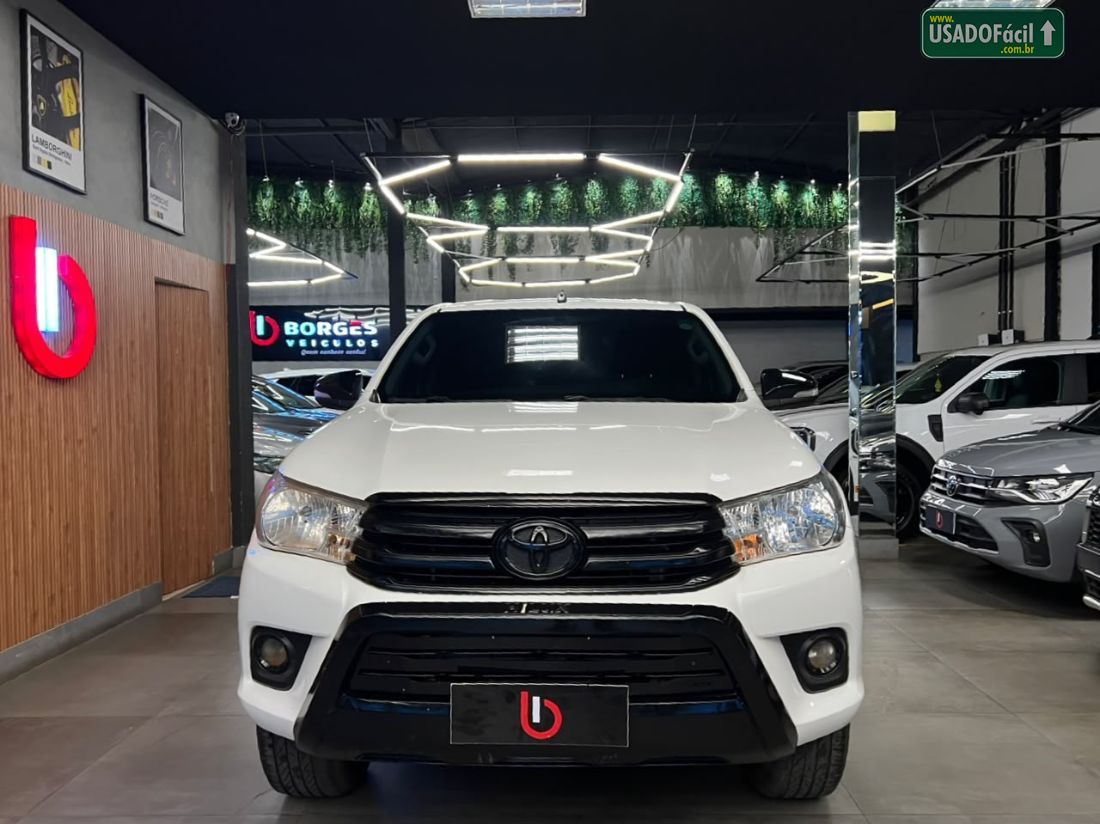 Toyota Hilux SRV CD 2.7 4X2 Automático Flex 2017/2017 — foto 2 de 13