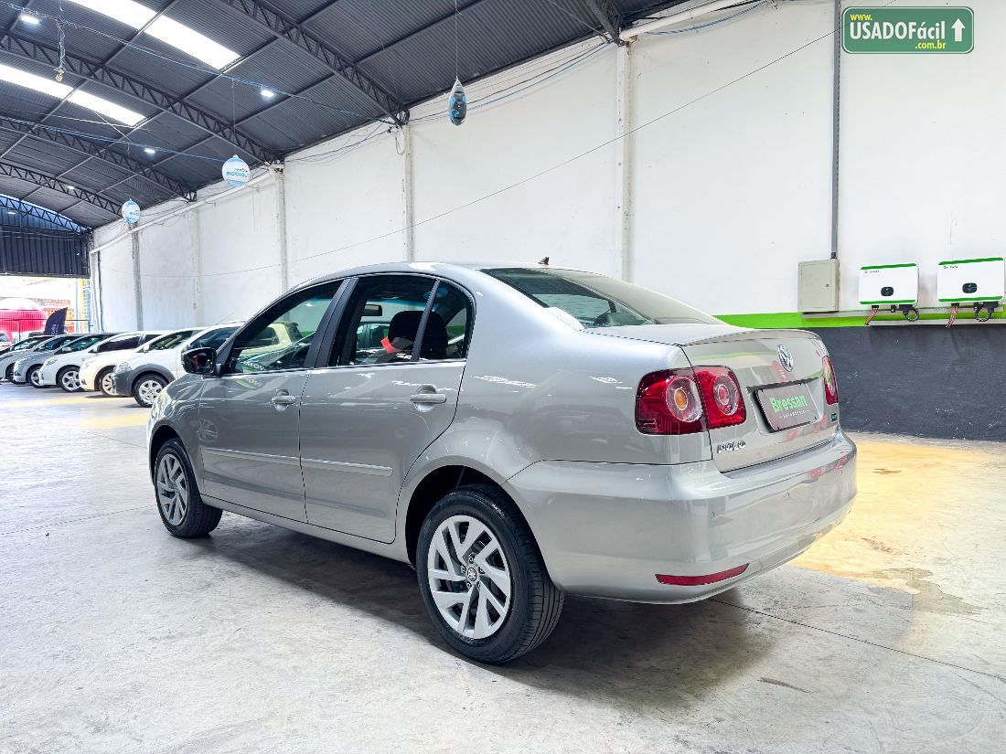 Volkswagen Polo Sedan 1.6 Mi Total Flex 2014/2014 — foto 5 de 8