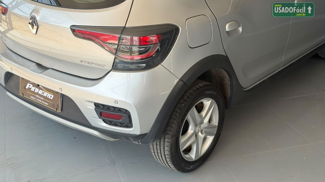 Renault Sandero Stepway Iconic 1.6 Automático Flex 2021/2022 — foto 8 de 19