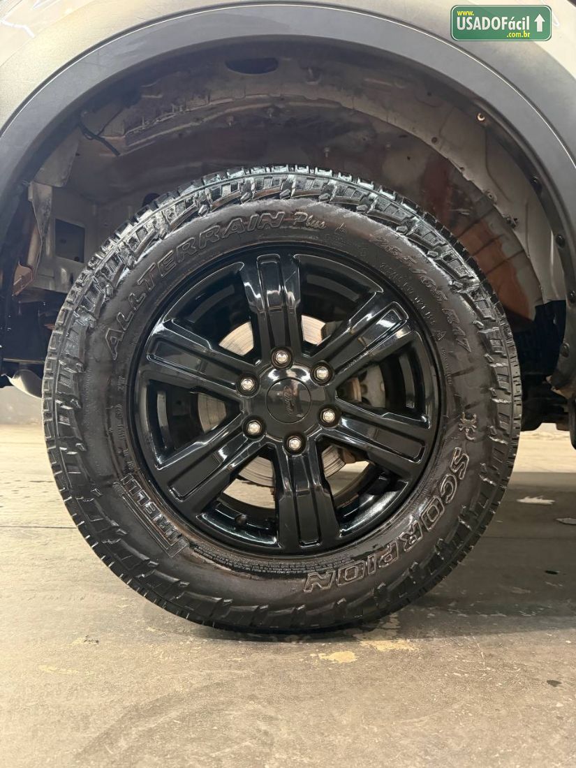 Ford Ranger FX4 CD 3.2 4x4 Automático Diesel 2022/2023 — foto 4 de 13