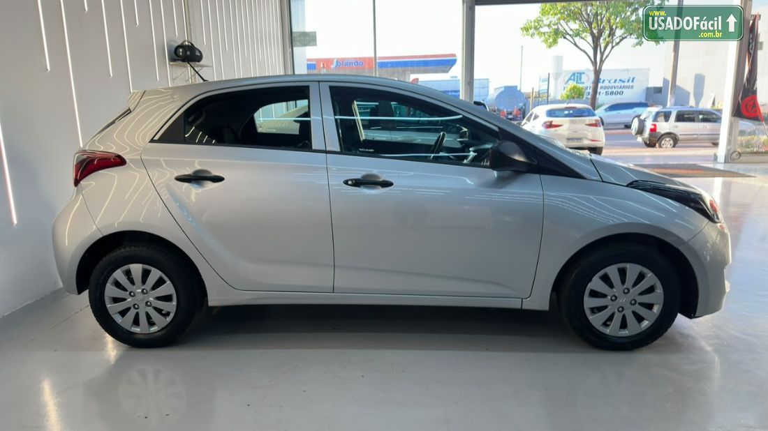 Hyundai HB20 Hatch Unique 1.0 Mecânico Flex 2019/2019 — foto 4 de 24