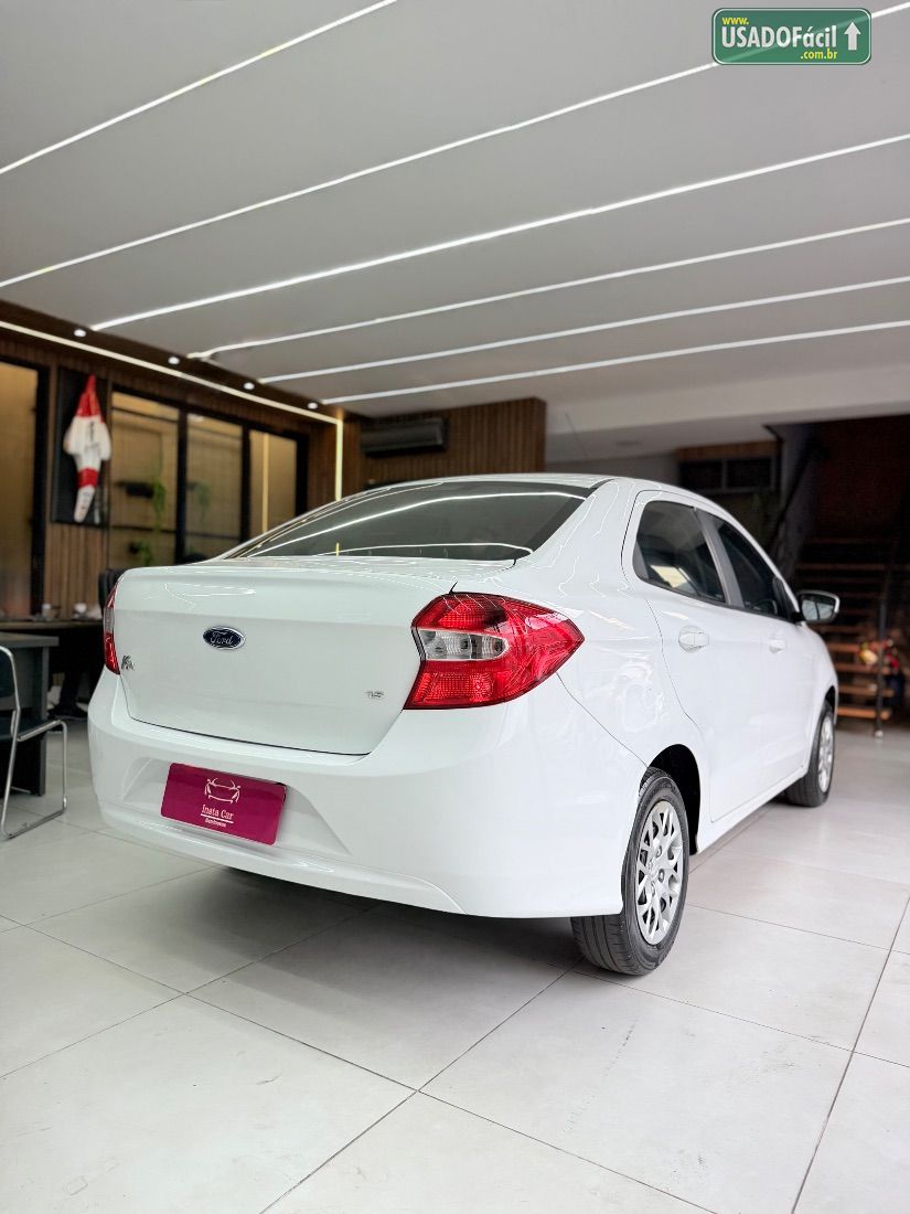 Ford Ka+ Sedan SE Plus 1.5 Flex 2017/2018 — foto 6 de 10