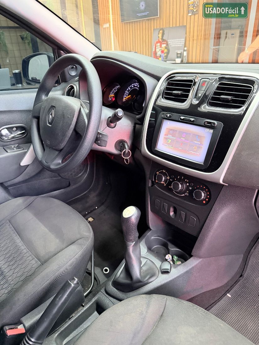 Renault Sandero Expression 1.6 Flex 5P 2016/2017 — foto 10 de 11