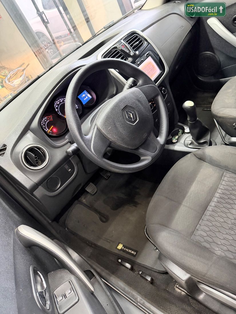 Renault Sandero Expression 1.6 Flex 5P 2016/2017 — foto 11 de 11