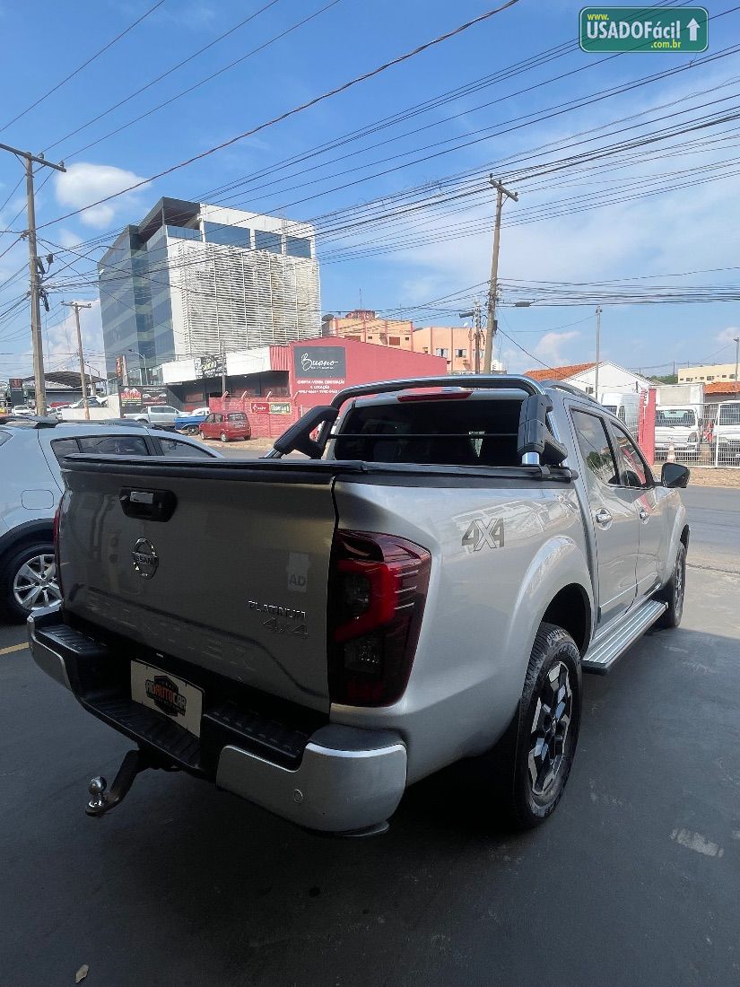 Nissan Frontier Platinum CD 2.3 Bi-Turbo Automático Diesel 2022/2023 — foto 4 de 11