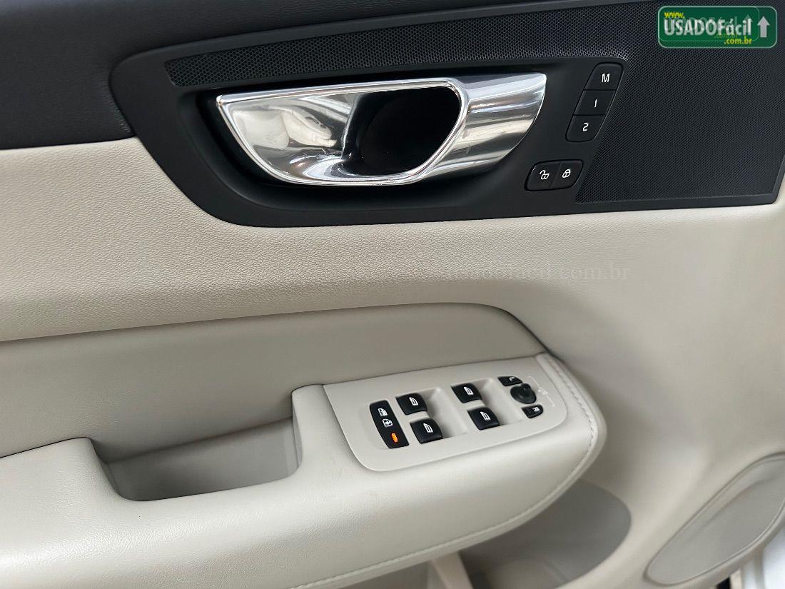 VOLVO Volvo XC 60 T-8 Inscription 2.0 Híbrido 2019/2020 — foto 15 de 21
