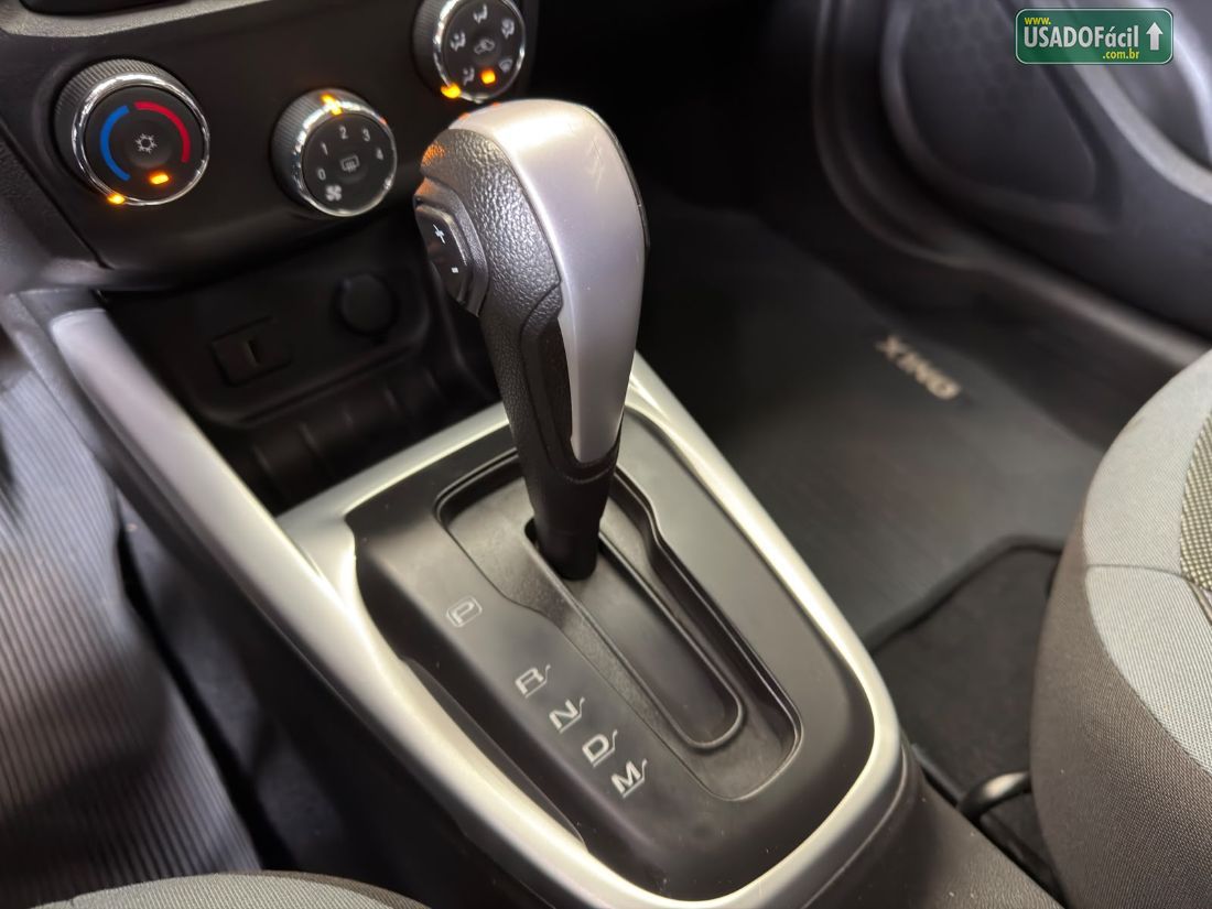 CHEVROLET/GM Onix Hatch Activ 1.4 Automático Flex 2019/2019 — foto 11 de 19
