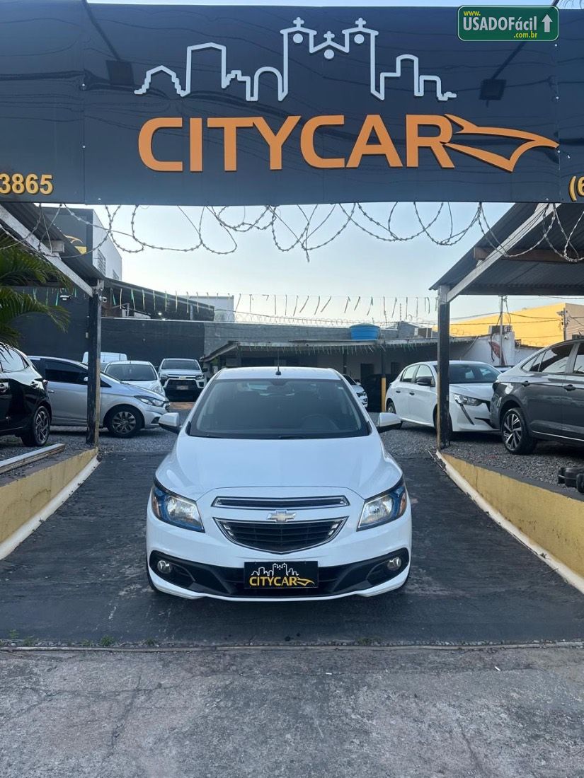 CHEVROLET/GM Onix Hatch LT 1.4 Mecânico Flex 2015/2015 — foto 2 de 8