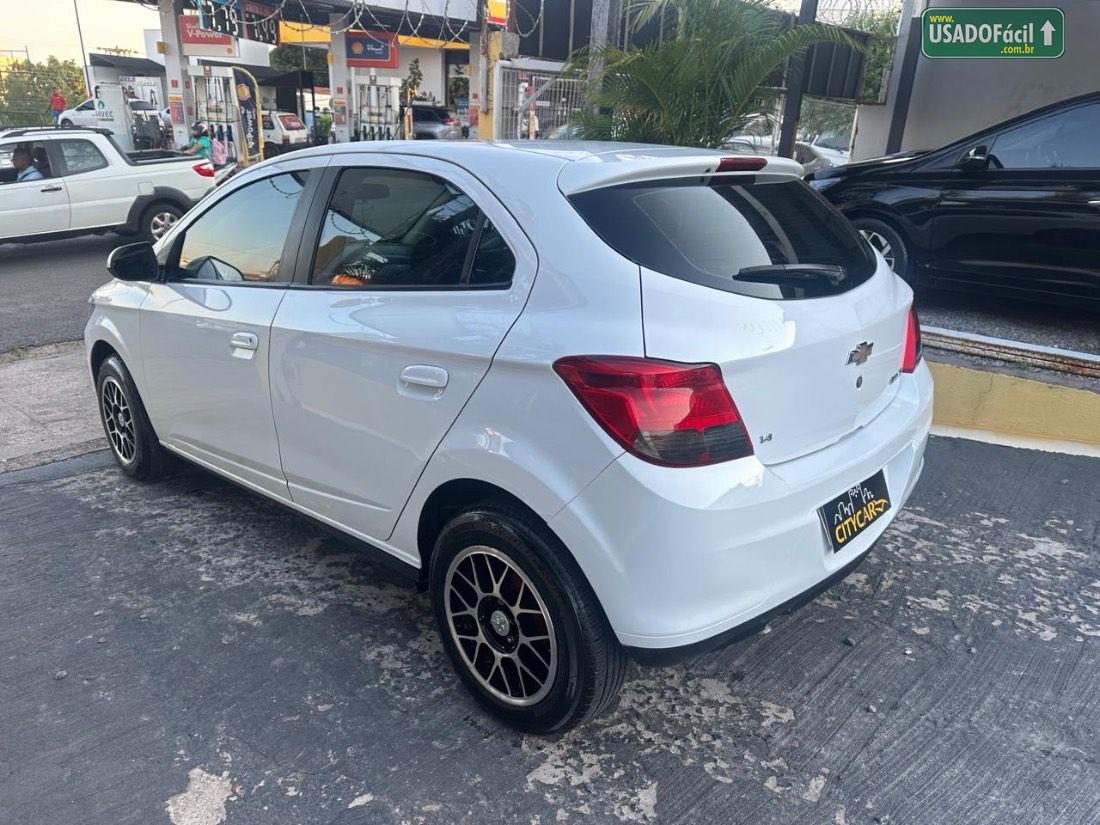 CHEVROLET/GM Onix Hatch LT 1.4 Mecânico Flex 2015/2015 — foto 6 de 8