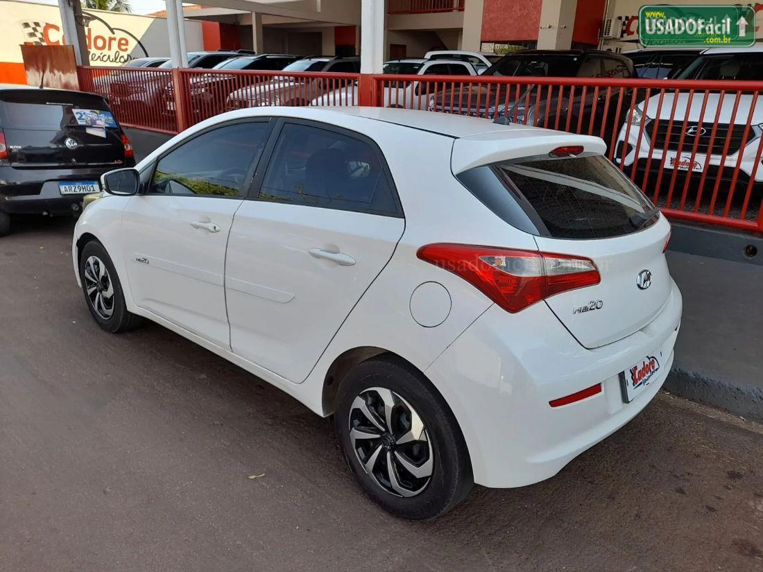HYUNDAI HB20 Hatch Comfort Plus 1.6 Mecânico Flex 2016/2017 — foto 6 de 10