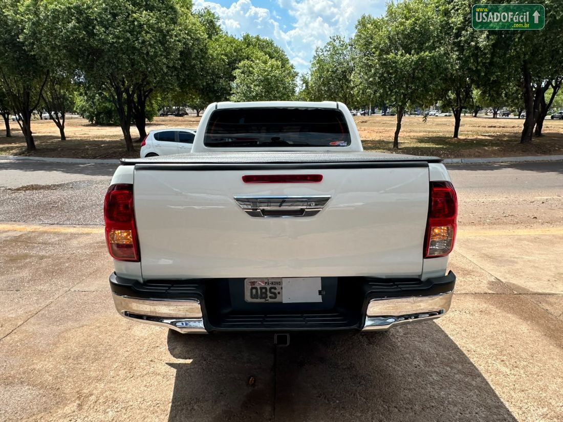 Toyota Hilux SRV CD 2.8 4x4 TDI Automático Diesel 2016/2017 — foto 14 de 17