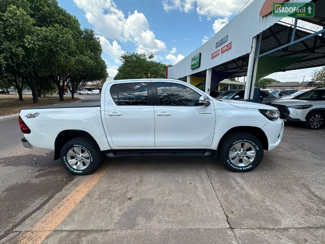 Toyota Hilux SRV CD 2.8 4x4 TDI Automático Diesel 2016/2017 — foto 17 de 17