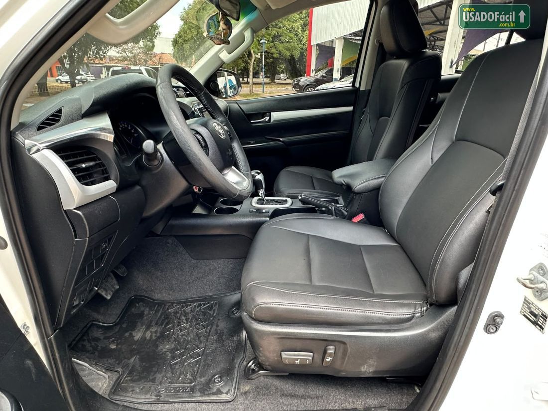 Toyota Hilux SRV CD 2.8 4x4 TDI Automático Diesel 2016/2017 — foto 5 de 17