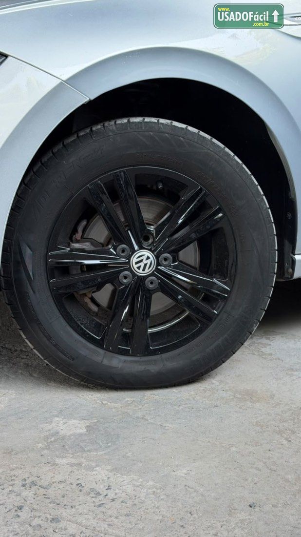 VOLKSWAGEN Polo Comfortline 1.0 200 TSI Automático Flex 2017/2018 — foto 5 de 13